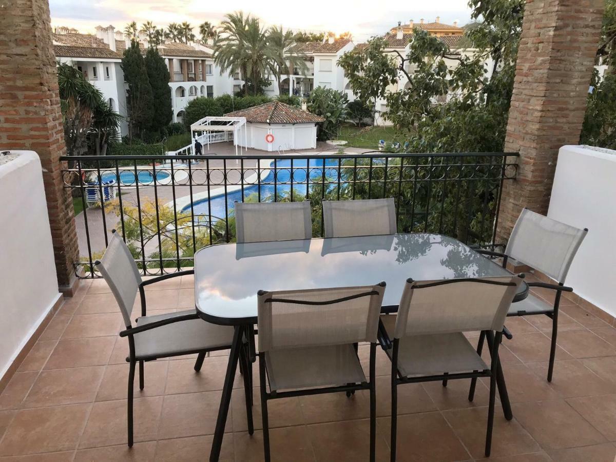 Marbella - Estepona Beach Frontline Apartment Eksteriør billede